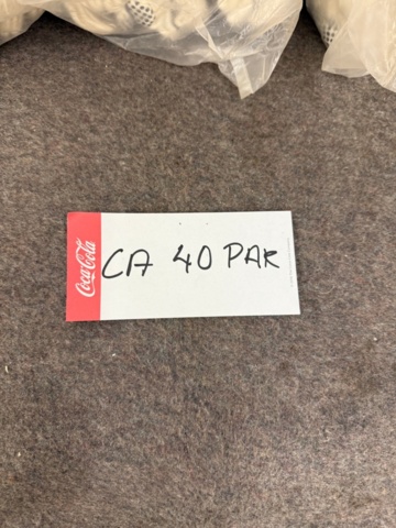 1352303-4 40 par nya handskar