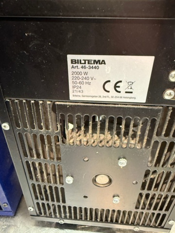 1352450-4 2 fan heaters 2000W