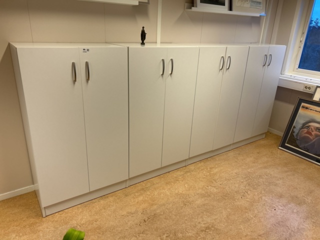 1423696-1 Förvaringsskåp 4 st med hyllor