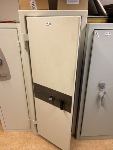 1423704-1 Säkerhetsskåp - Hadak SS 3492