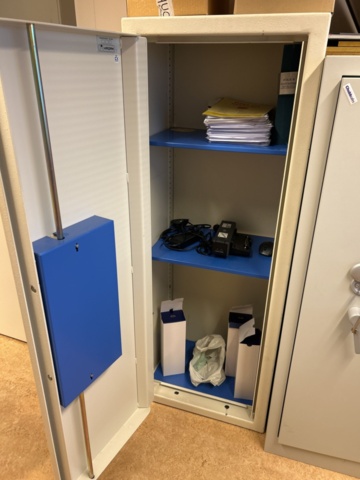 1423704-2 Säkerhetsskåp - Hadak SS 3492