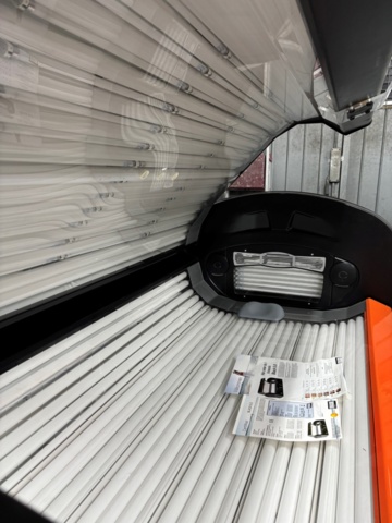 1429872-3 Solarium UVASOL