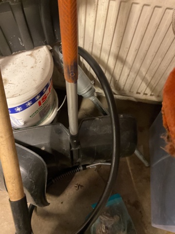 1406826-8 Allt på väggen