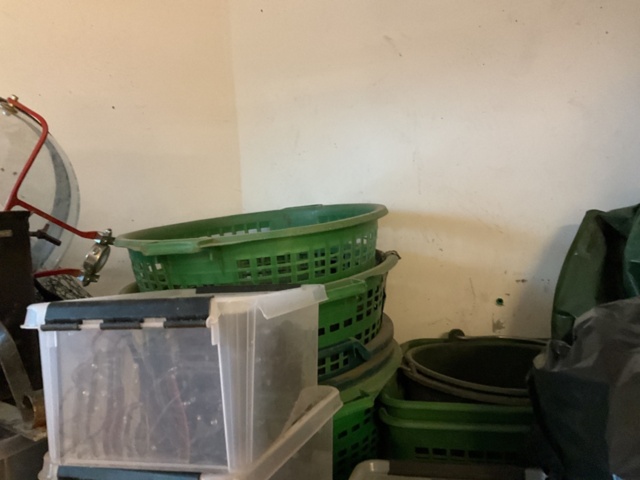 1406827-11 Parti med planteringsjord mm