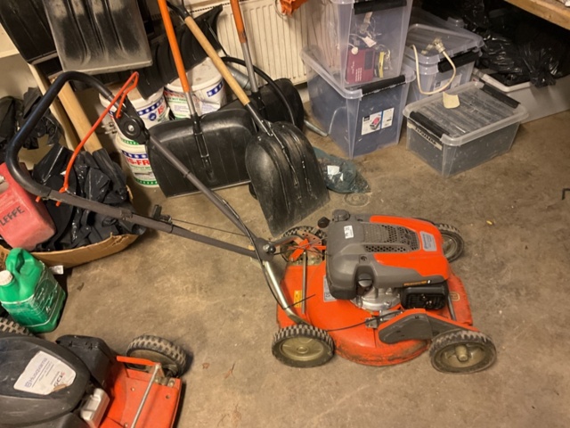 1406830-2 Huskvarna Klippo LB448SQ