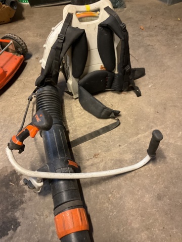 1406833-6 Lövblås STIHL  BR 700