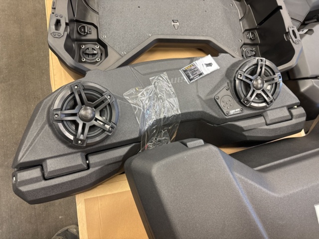 1409381-22 Parti med tillbehör inom kategorin - ATV / SSV