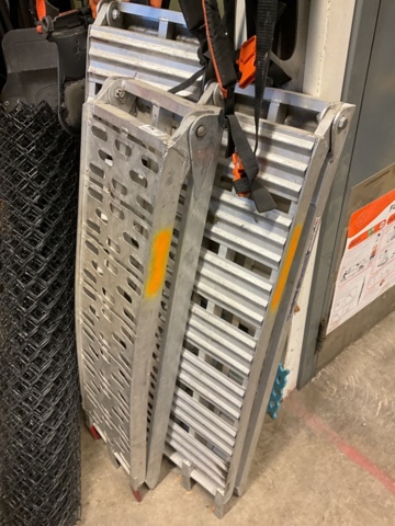 1406851-1 2 st vikbara ramper