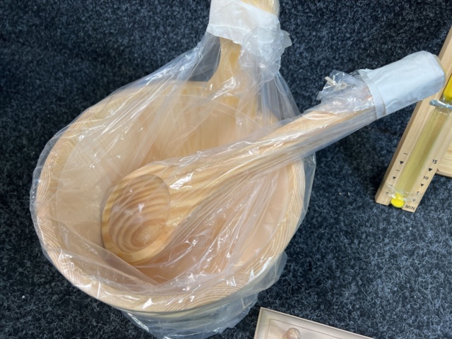 1457751-4 Sauna accessories