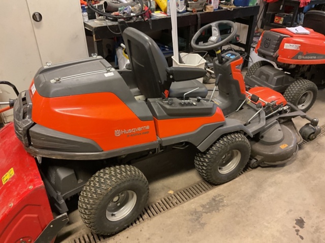 1406875-4 Husqvarna Rider R420TSX AWD - 2020