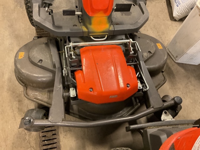 1406875-16 Husqvarna Rider R420TSX AWD - 2020