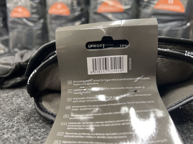 1456338-6 30 pcs Work gloves Prof Artic job, size 11