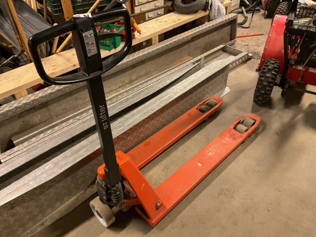 1406879-1 Pallvagn BT