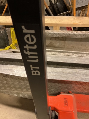 1406879-7 Pallvagn BT