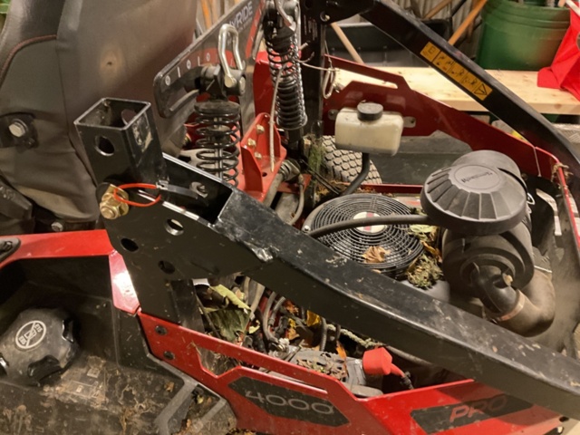 1406880-27 Gräsklippare TORO  Z Master 4000   112 tim