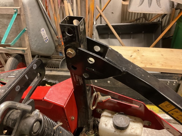 1406880-28 Gräsklippare TORO  Z Master 4000   112 tim