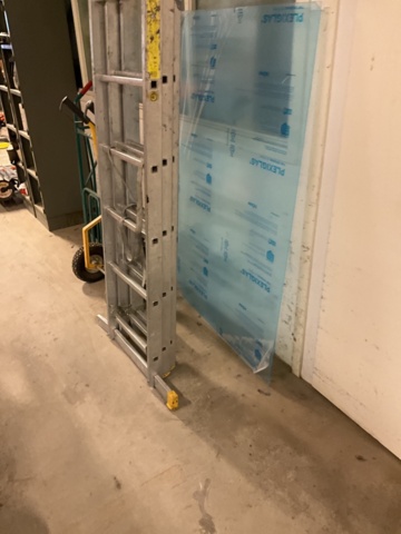 1406885-2 Större trappstege