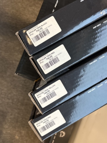 1409386-16 Lot with accessories in the category - three-wheeled motorcycles (Ryker)