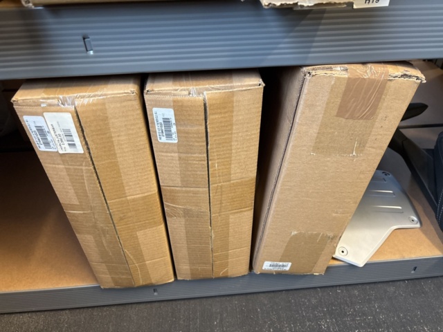 1409386-31 Lot with accessories in the category - three-wheeled motorcycles (Ryker)