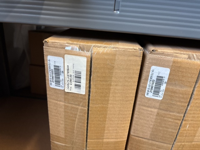 1409386-32 Lot with accessories in the category - three-wheeled motorcycles (Ryker)