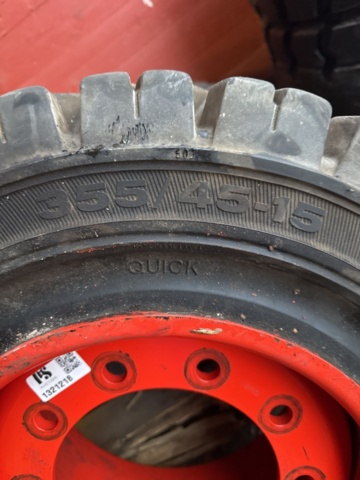 1321218-4 Truck tires with rims 2pcs