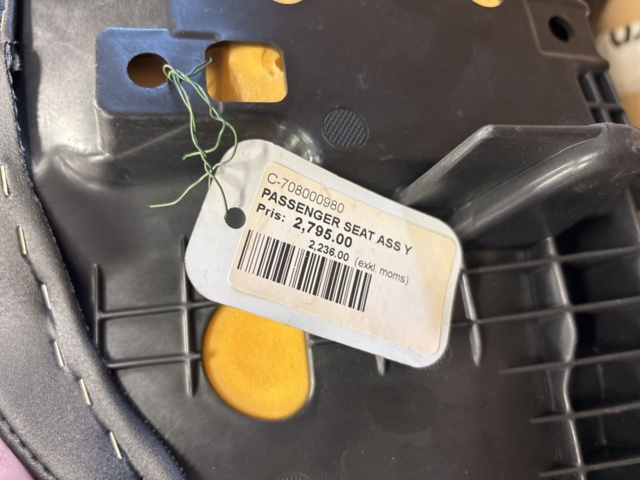 1409387-22 Lot with various spare parts/components - ATV/SSV