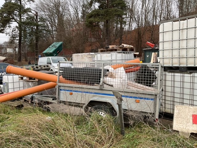 1406891-2 Grill trailer Respo