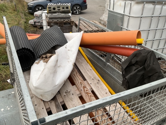 1406891-7 Grill trailer Respo