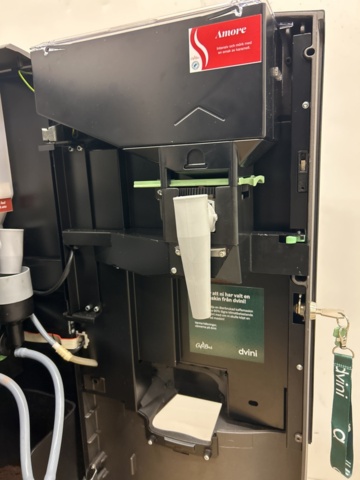 1435538-8 Bänk med vattenkylare, vattentapp och kaffemaskin