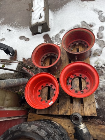 1321223-1 Truck rims 4pcs