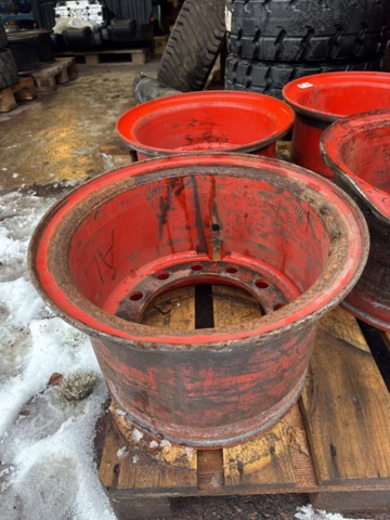 1321223-5 Truck rims 4pcs