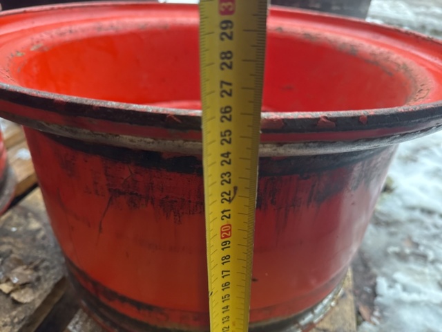 1321223-11 Truck rims 4pcs