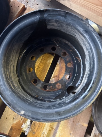 1321224-1 Truck rims black 4pcs