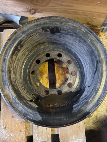 1321224-7 Truck rims black 4pcs