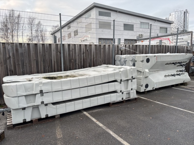 1409389-1 Lot of floating docks x7 units - EZ Dock