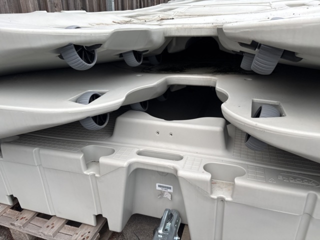 1409389-9 Lot of floating docks x7 units - EZ Dock