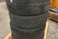1435540 Dubbfria vinterdäck Pirelli Ice Zero 215/55R17