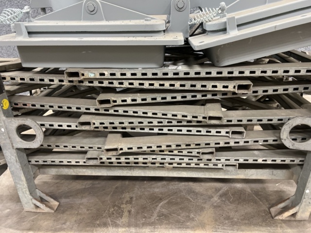 1457787-15 Delar till byggställning