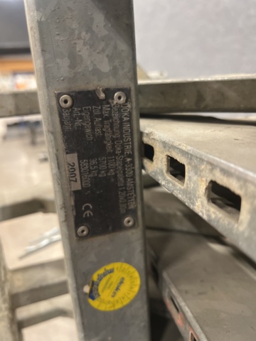 1457787-16 Delar till byggställning