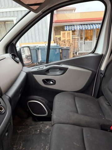 1351999-31 Renault Trafic Skåpbil 2.9t 1.6 dCi Manuell, 120hk, 2016