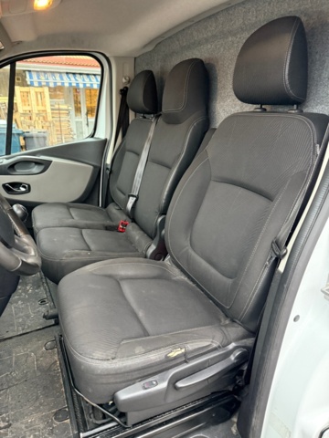 1351999-32 Renault Trafic Skåpbil 2.9t 1.6 dCi Manuell, 120hk, 2016