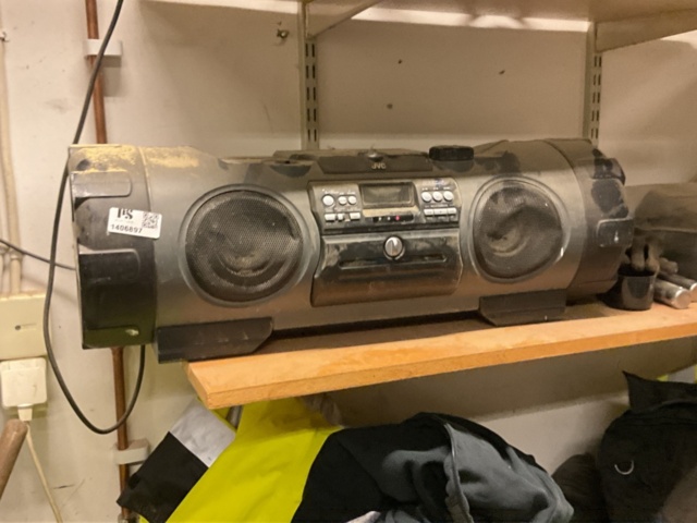 1406897-1 Musikspelare JVC