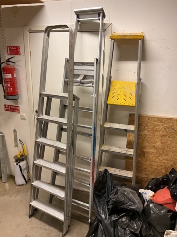 1406898-1 Ladders 3 pcs