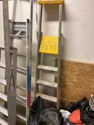 1406898-3 Ladders 3 pcs