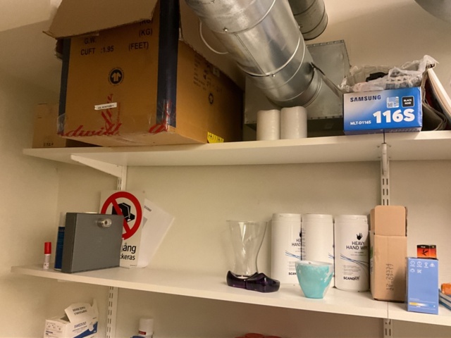 1406918-12 Allt i rummet - diverse kontorsmaterial