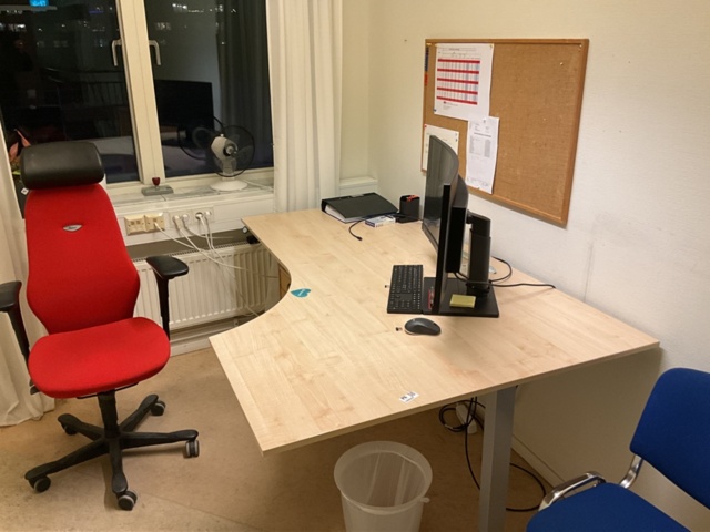 1406922-12 Kontorsplats