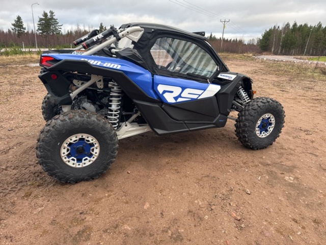 1321232-2 Terrängfordon med vinsch - Can-Am Maverick X RS Turbo RR 200hk -2023