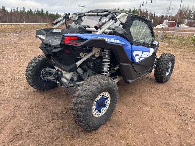 1321232-5 Terrängfordon med vinsch - Can-Am Maverick X RS Turbo RR 200hk -2023