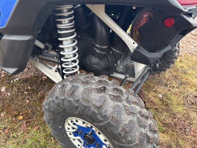 1321232-17 Terrängfordon med vinsch - Can-Am Maverick X RS Turbo RR 200hk -2023