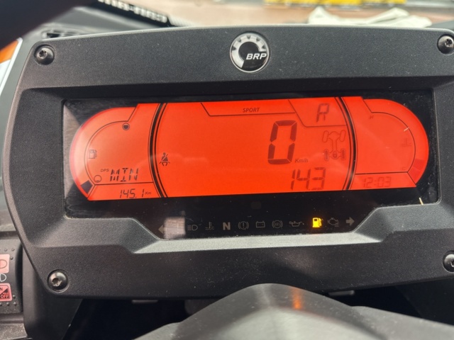 1321232-30 Terrängfordon med vinsch - Can-Am Maverick X RS Turbo RR 200hk -2023